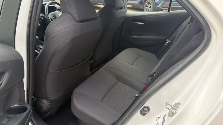 Toyota Corolla 1.8 VVT-i Hybrid Icon Tech 5dr CVT Hybrid Hatchback